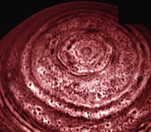 689px-Saturn_hexagonal_north_pole_featurewikicoms