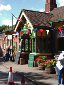 Entrance to Horsted Keynes Station