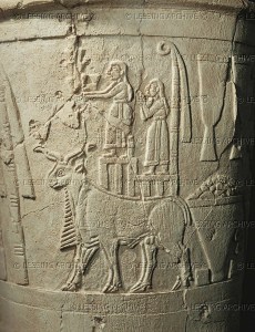 The Uruk Vase - Men bearing gifts to the goddess Inanna (Innin), a bull and agricultural products. Limestone, around 2.900 BCE. (taken from vasekino.net)