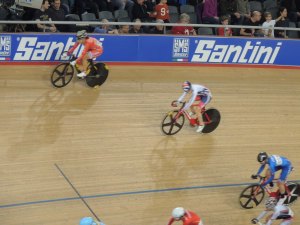 Keeping an eye on your opponents 